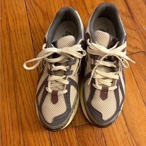 New balance 1906